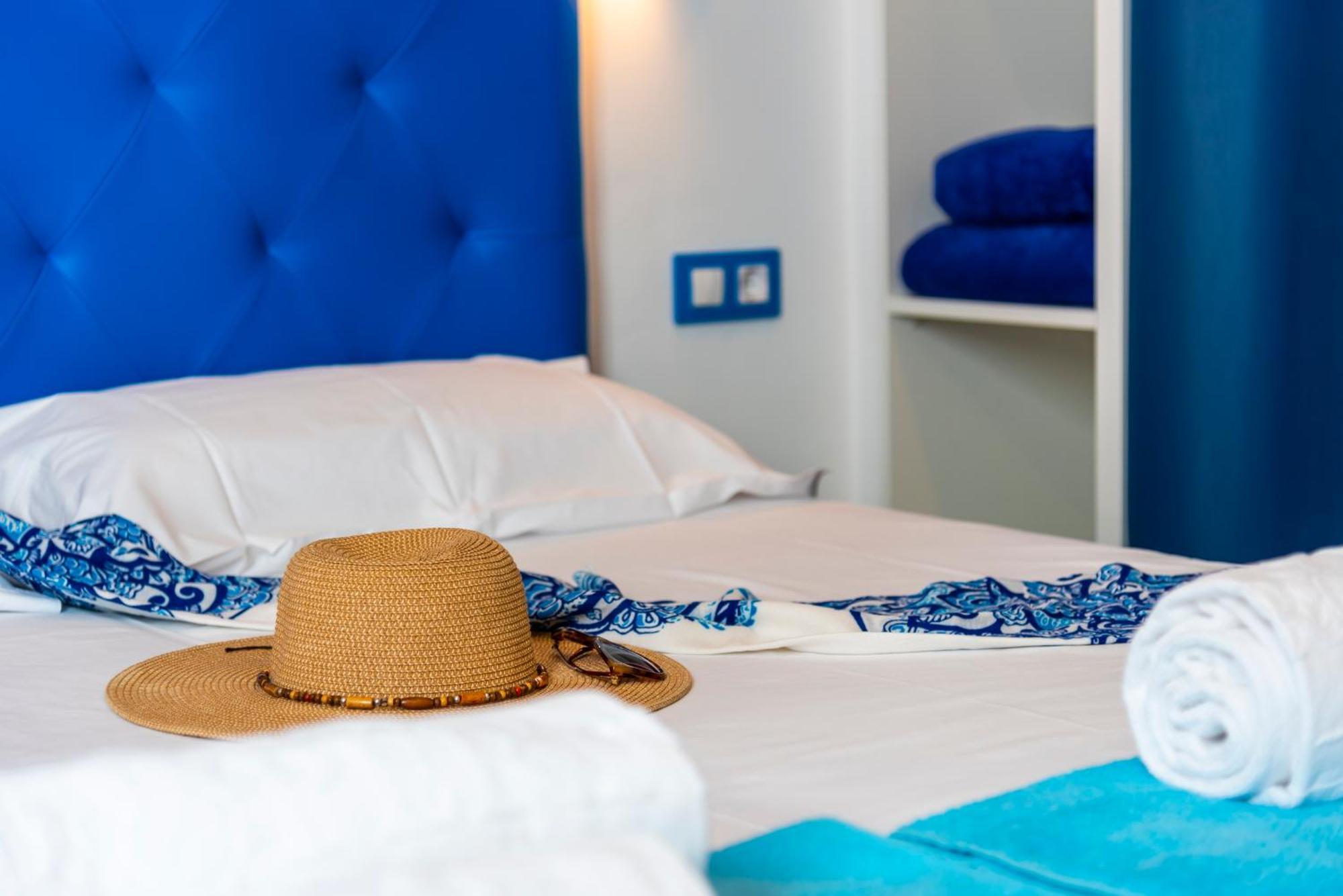 Okeanos Eco Guest House Los Abrigos Buitenkant foto
